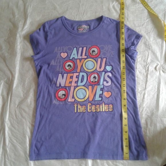 (3/$25 bundle) Girls(XL)  retro Beatles t shirt - Picture 4 of 6